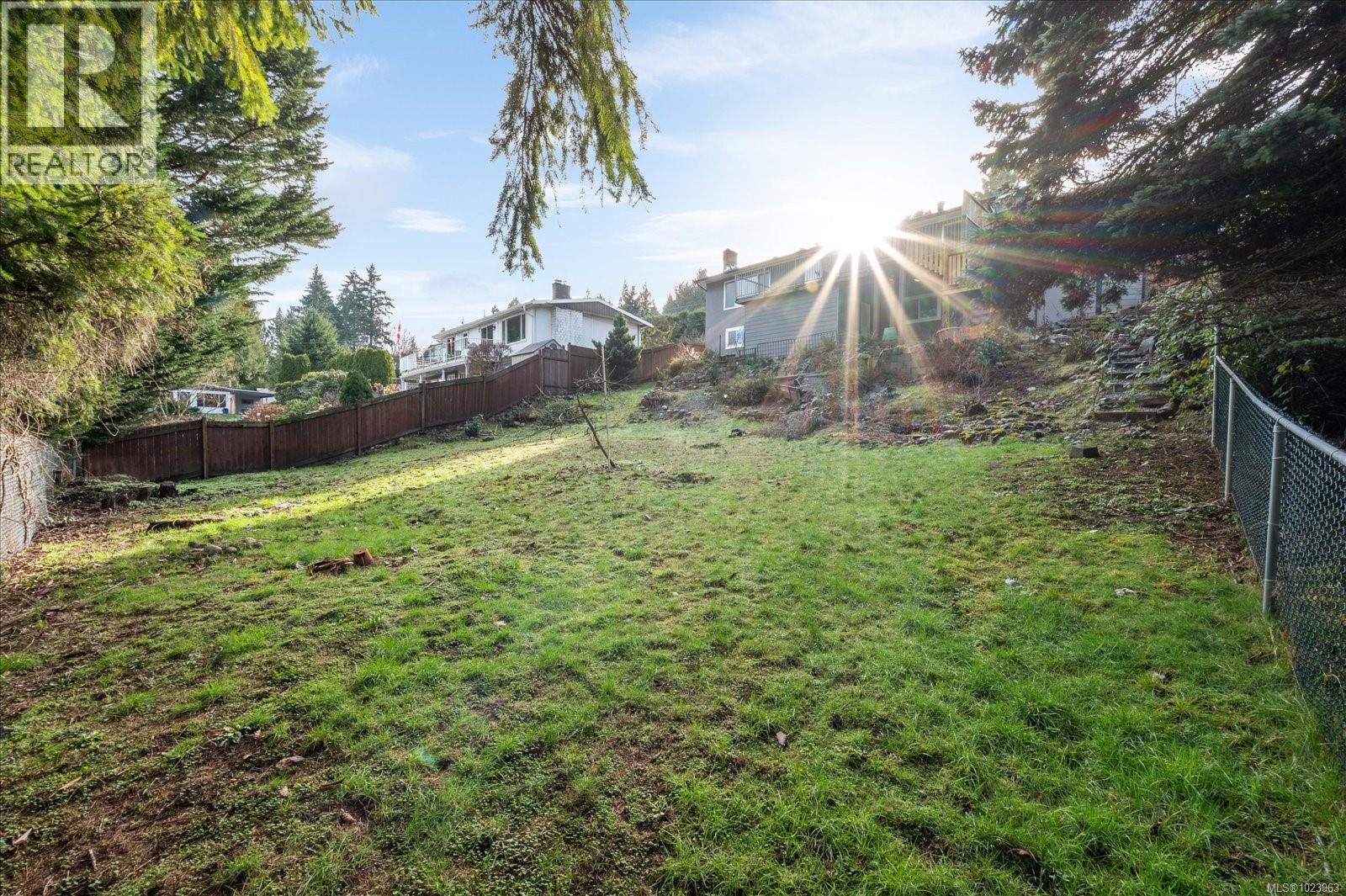 125 Arbutus Cres, Ladysmith, British Columbia  V9G 1T8 - Photo 29 - 1023963