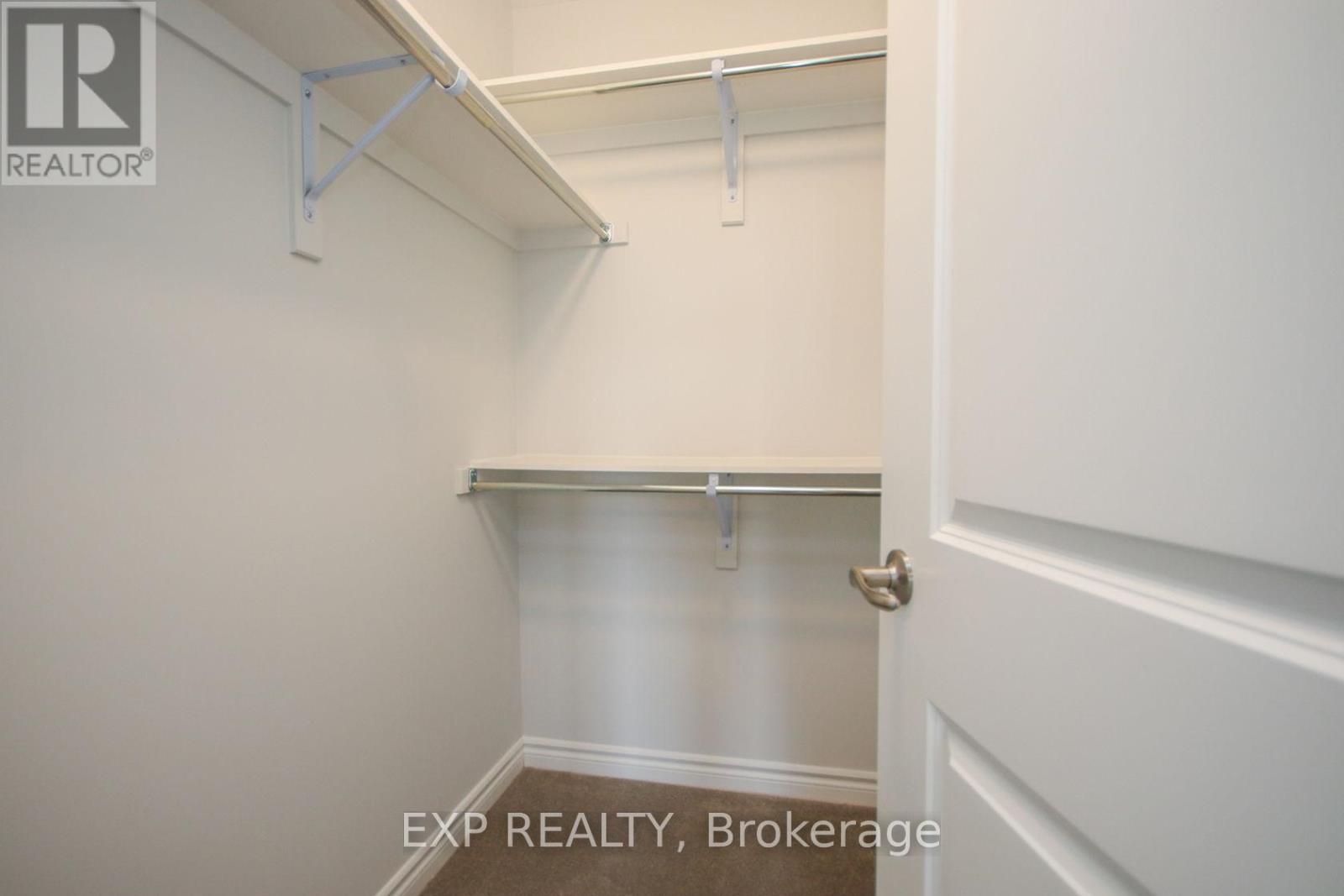 2004 Leinster Circle, Ottawa, Ontario K2S 2Z4 - Photo 22 - X12722272