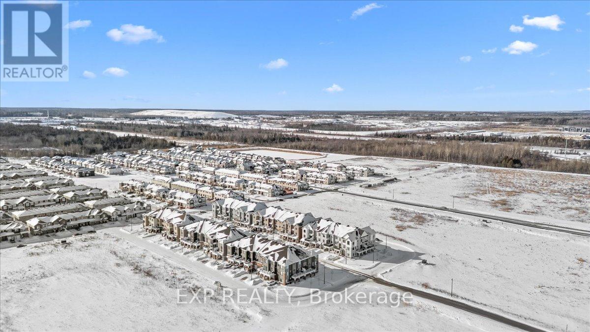 2004 Leinster Circle, Ottawa, Ontario K2S 2Z4 - Photo 30 - X12722272