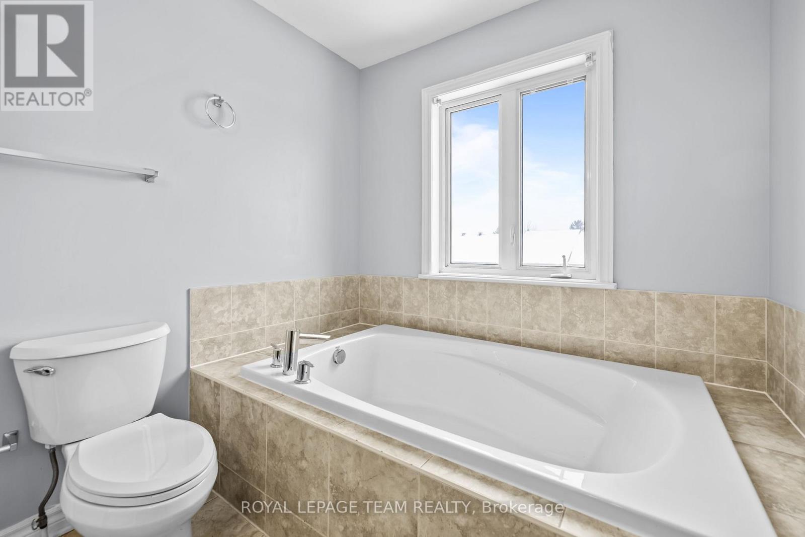 943 Klondike Road, Ottawa, Ontario K2W 0E3 - Photo 11 - X12722276