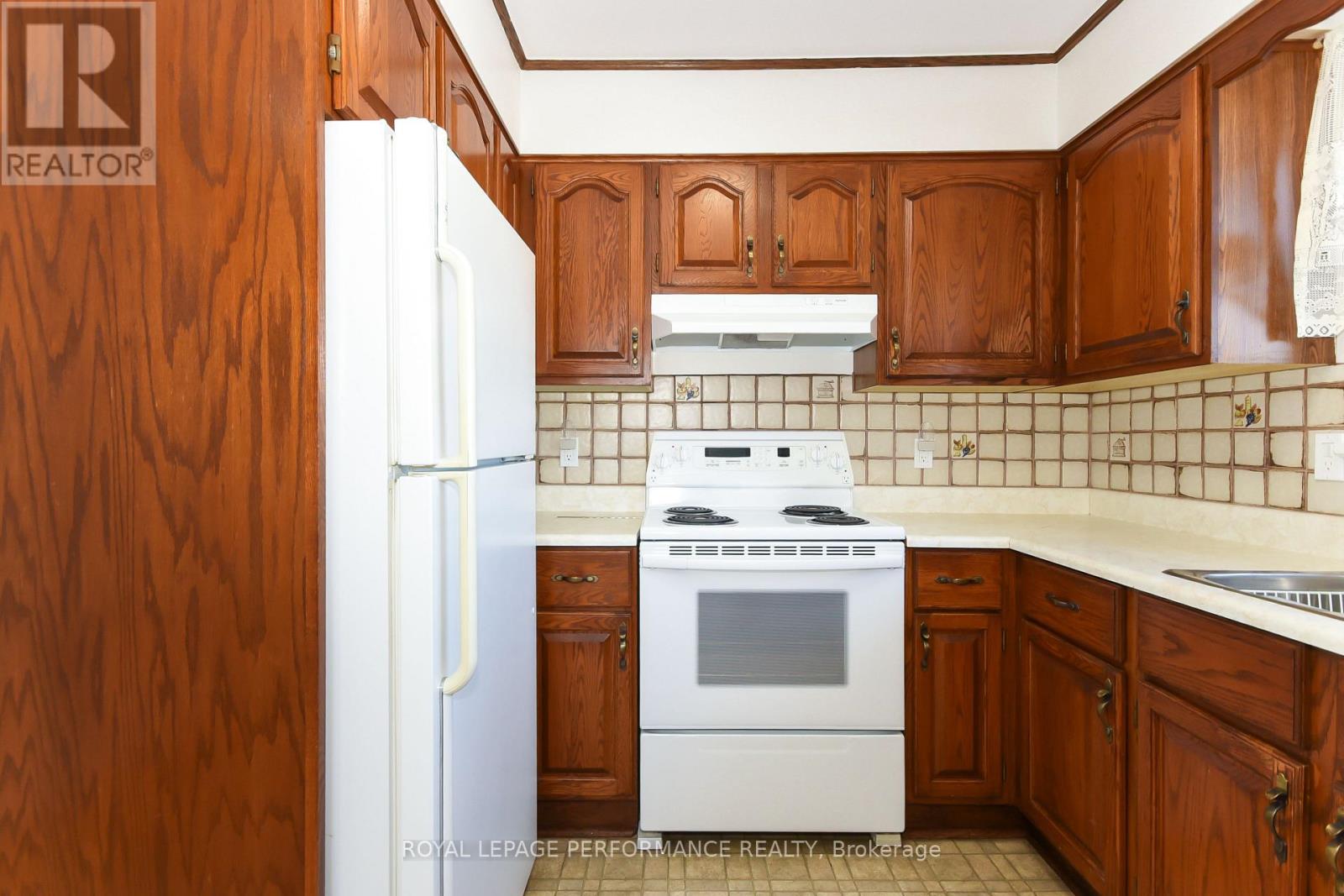 1867 Kingsdale Avenue, Ottawa, Ontario K1T 1H9 - Photo 16 - X12722294