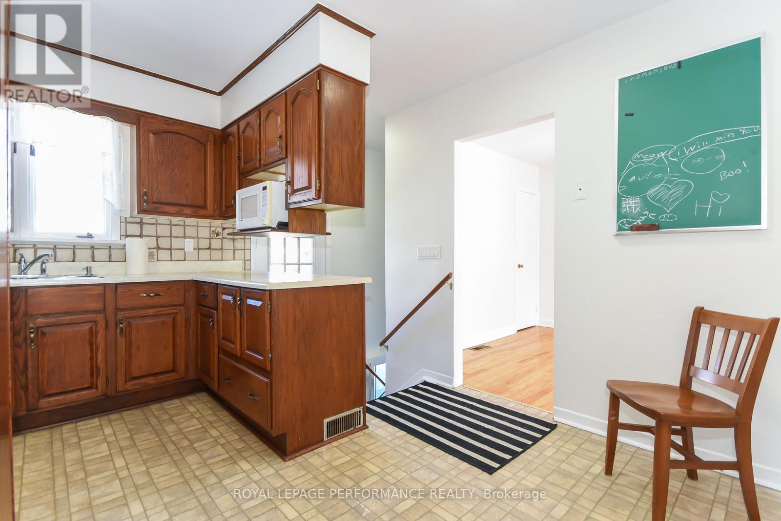 1867 Kingsdale Avenue, Ottawa, Ontario K1T 1H9 - Photo 17 - X12722294