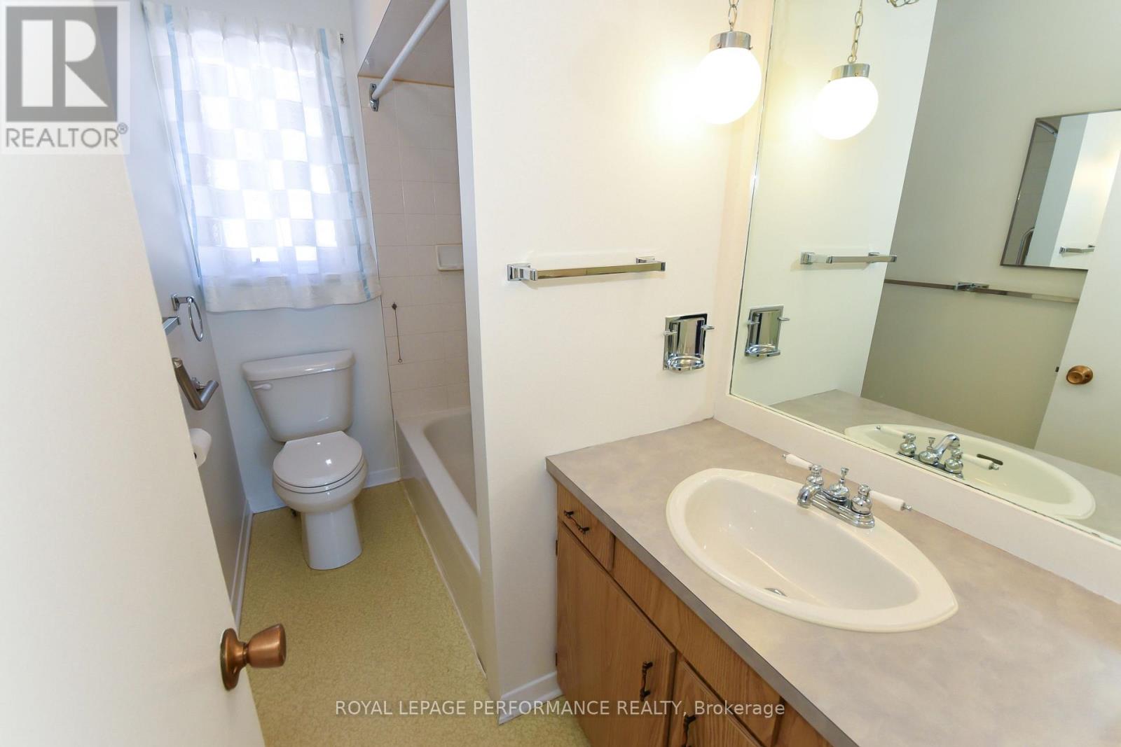 1867 Kingsdale Avenue, Ottawa, Ontario K1T 1H9 - Photo 23 - X12722294