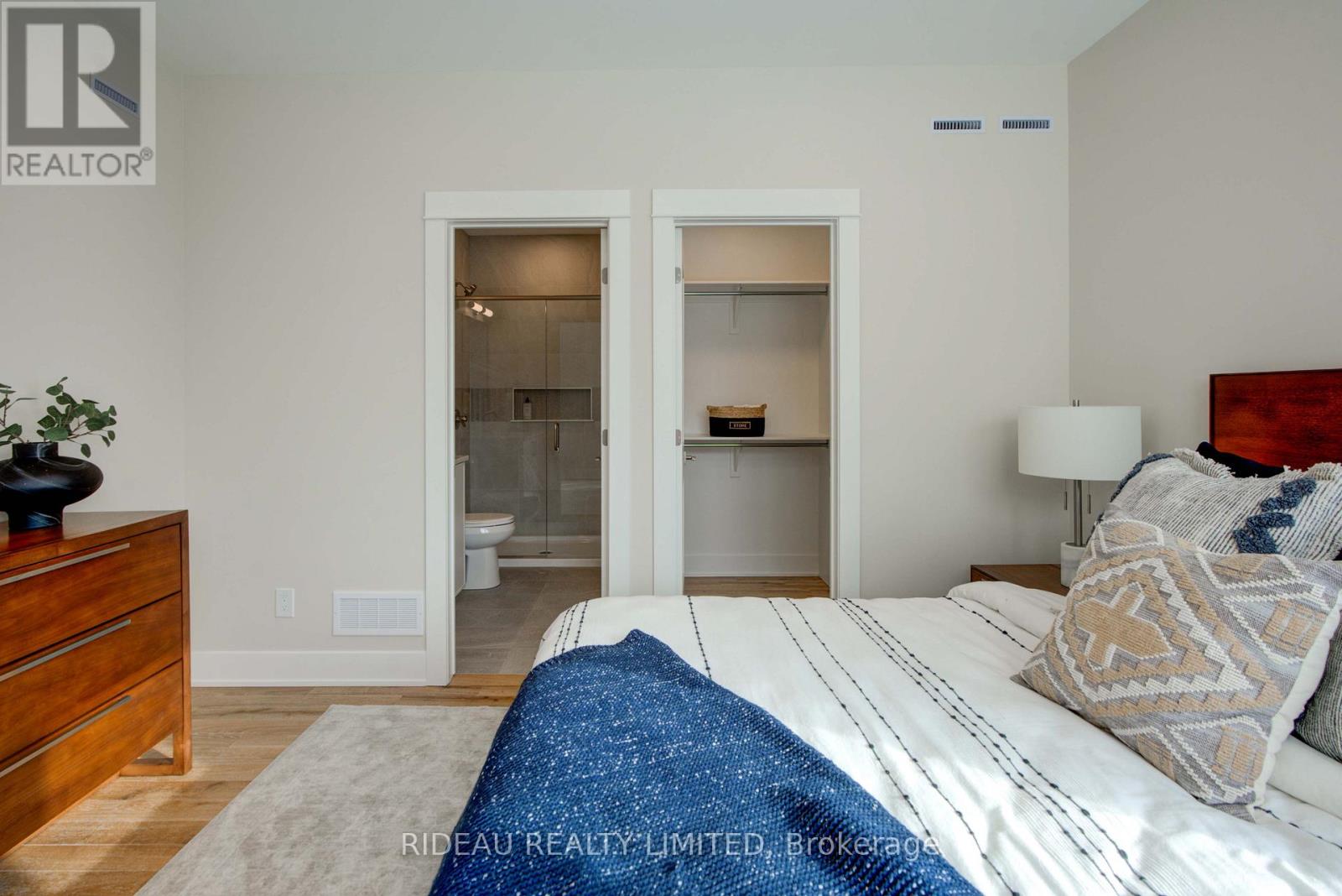 122 Shelter Cove Drive, Westport, Ontario  K0G 1X0 - Photo 18 - X12272388