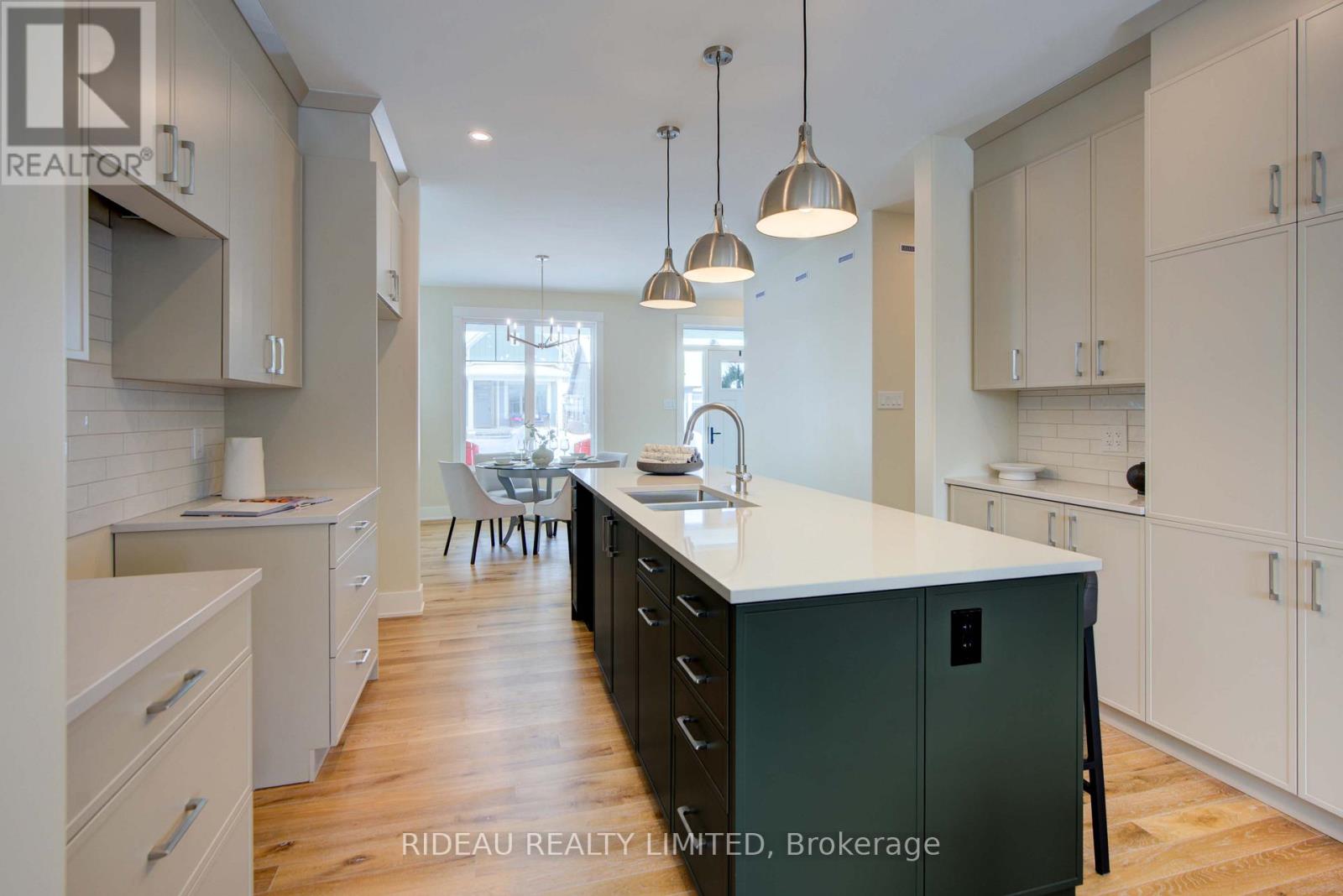 122 Shelter Cove Drive, Westport, Ontario  K0G 1X0 - Photo 11 - X12272388