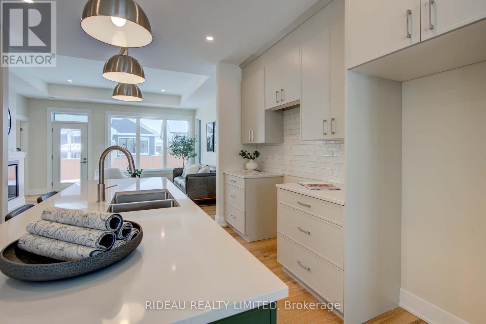 122 Shelter Cove Drive, Westport, Ontario  K0G 1X0 - Photo 6 - X12272388