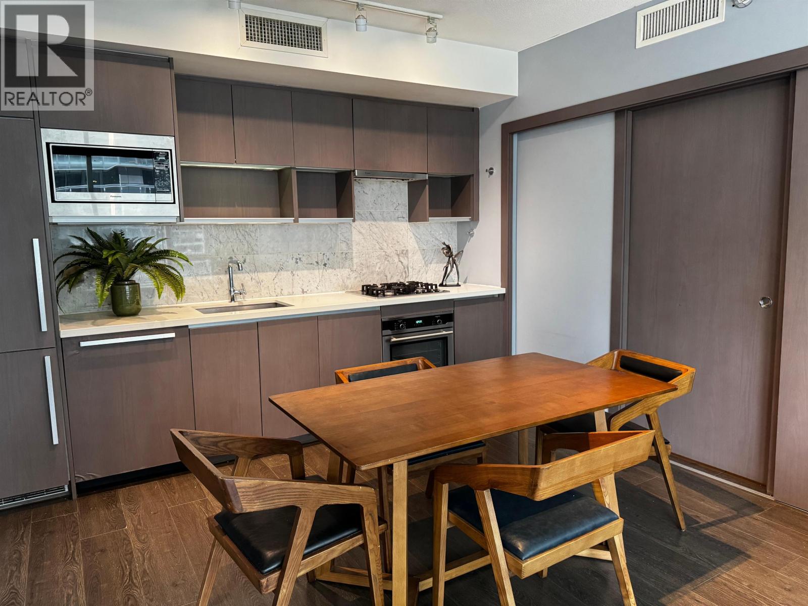 718 68 Smithe Street, Vancouver, British Columbia  V6B 0P4 - Photo 5 - R3082378