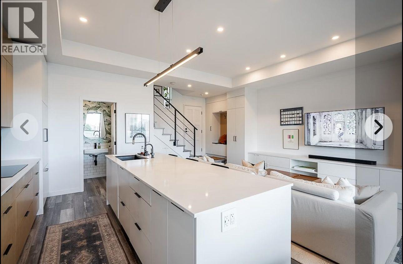 1160 Burrard Street, Vancouver, British Columbia  V6Z 2E8 - Photo 3 - R3082388