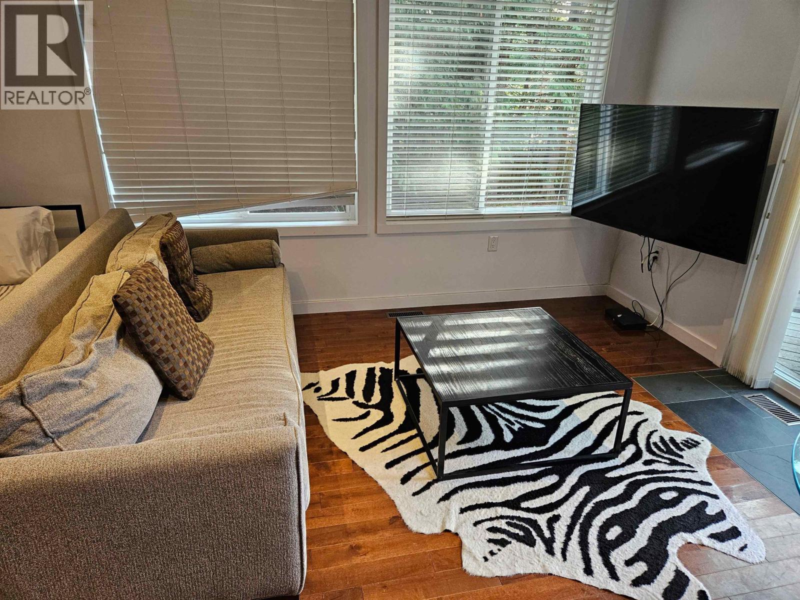 2568 The Boulevard, Squamish, British Columbia  V8B 0P1 - Photo 3 - R3082395