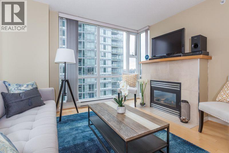 1077 Marinaside Crescent, Vancouver, British Columbia  V6Z 2Z4 - Photo 2 - R3082403