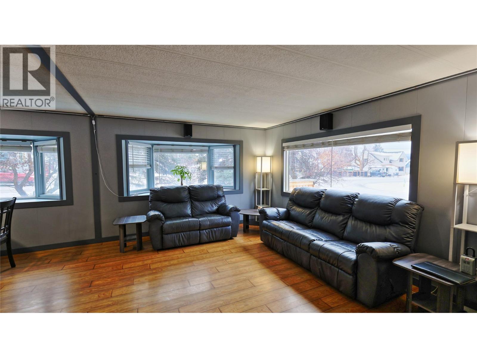 472 305th Street, Kimberley, British Columbia  V1A 3H7 - Photo 6 - 10373612