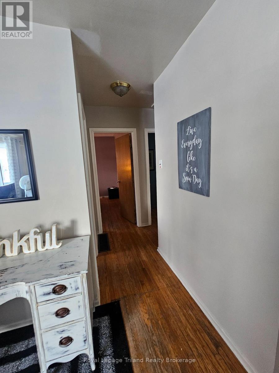 772 Devonshire Avenue E, Woodstock, Ontario N4S 5R5 - Photo 17 - X12631110