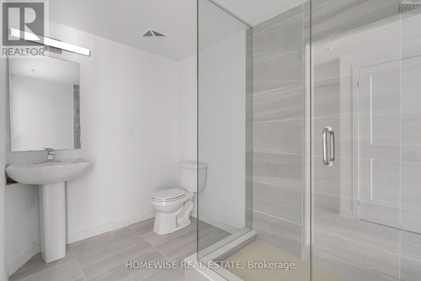 314 - 485 Logan Avenue, Toronto, Ontario  M4M 2P5 - Photo 11 - E12722326