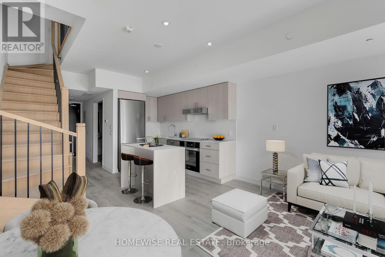 314 - 485 Logan Avenue, Toronto, Ontario  M4M 2P5 - Photo 2 - E12722326