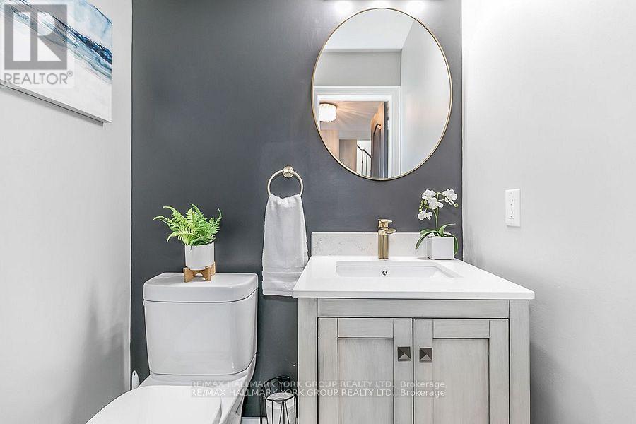 94 Weir Street, Bradford West Gwillimbury, Ontario  L3Z 0K5 - Photo 11 - N12722312