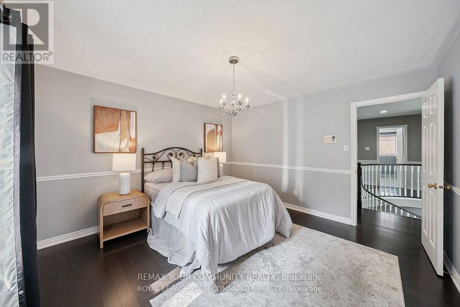 22 Theobalds Circle, Richmond Hill, Ontario  L4C 9C7 - Photo 27 - N12722316