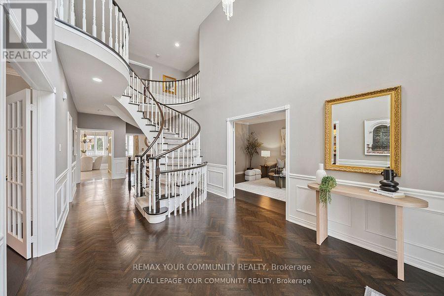 22 Theobalds Circle, Richmond Hill, Ontario  L4C 9C7 - Photo 6 - N12722316