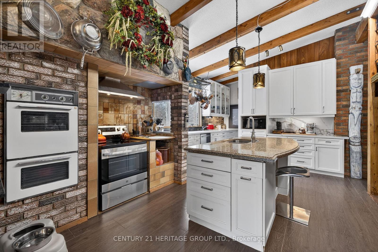 4074 St. John's Side Road, Whitchurch-Stouffville, Ontario  L4A 2T7 - Photo 19 - N12722332