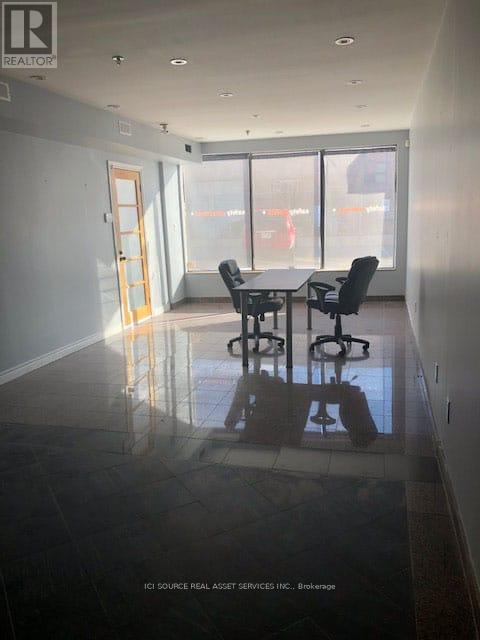 12 - 410 Chrislea Road, Vaughan, Ontario  L4L 8B5 - Photo 9 - N12722348