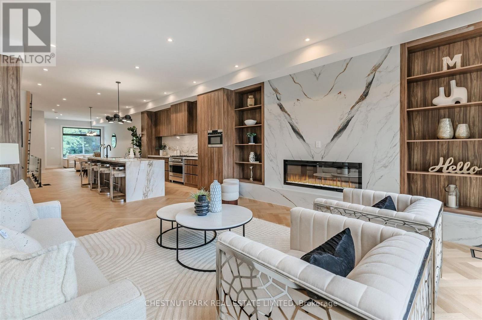 222a Pearson Avenue, Toronto, Ontario  M6R 1G7 - Photo 12 - W12722274