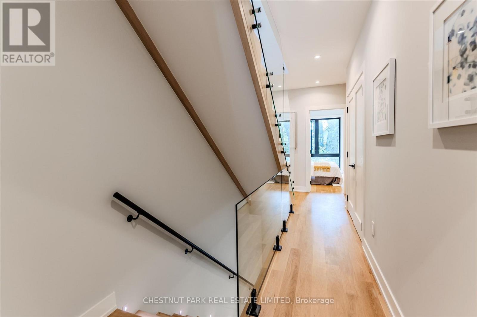 222a Pearson Avenue, Toronto, Ontario  M6R 1G7 - Photo 14 - W12722274