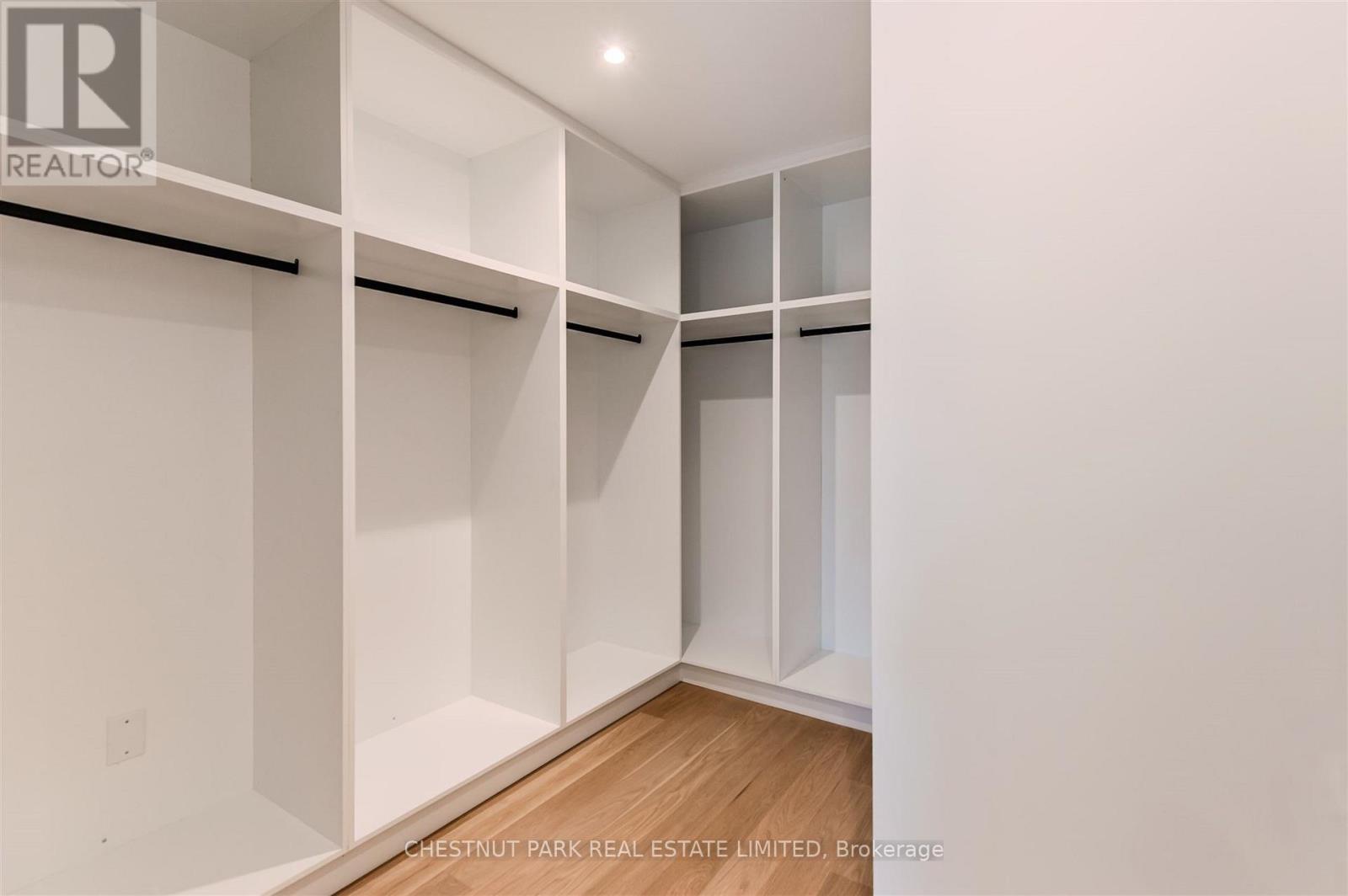 222a Pearson Avenue, Toronto, Ontario  M6R 1G7 - Photo 28 - W12722274