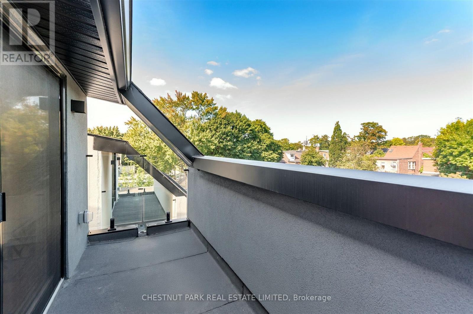 222a Pearson Avenue, Toronto, Ontario  M6R 1G7 - Photo 30 - W12722274