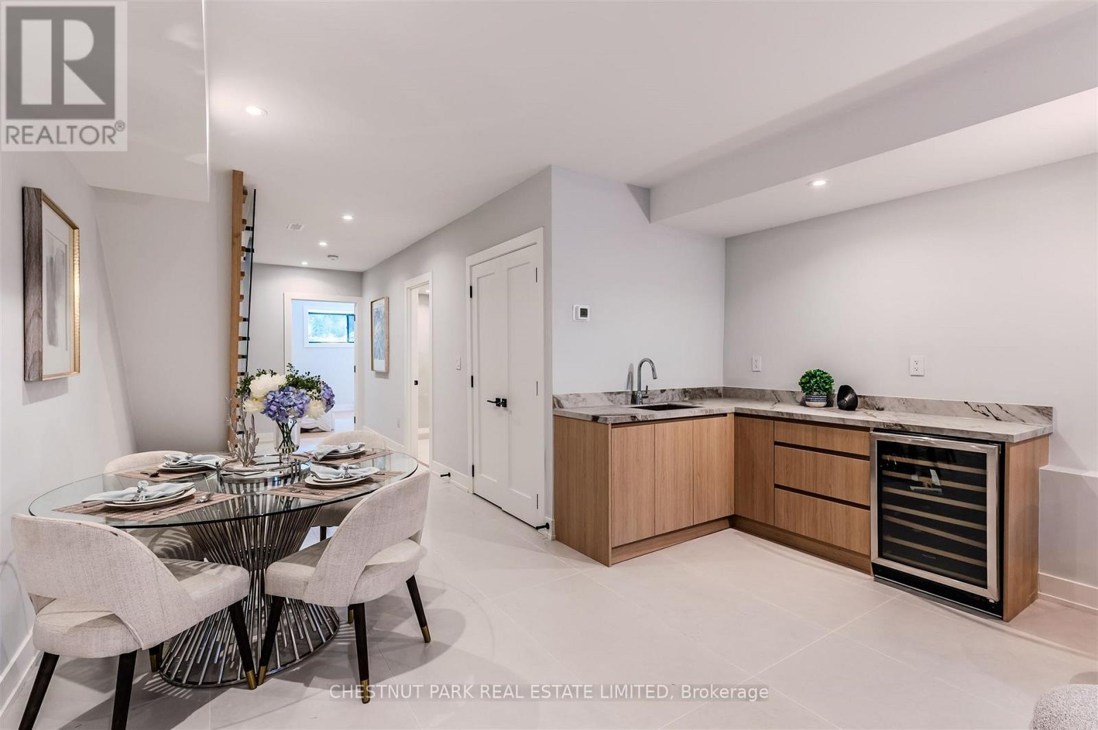 222a Pearson Avenue, Toronto, Ontario  M6R 1G7 - Photo 34 - W12722274