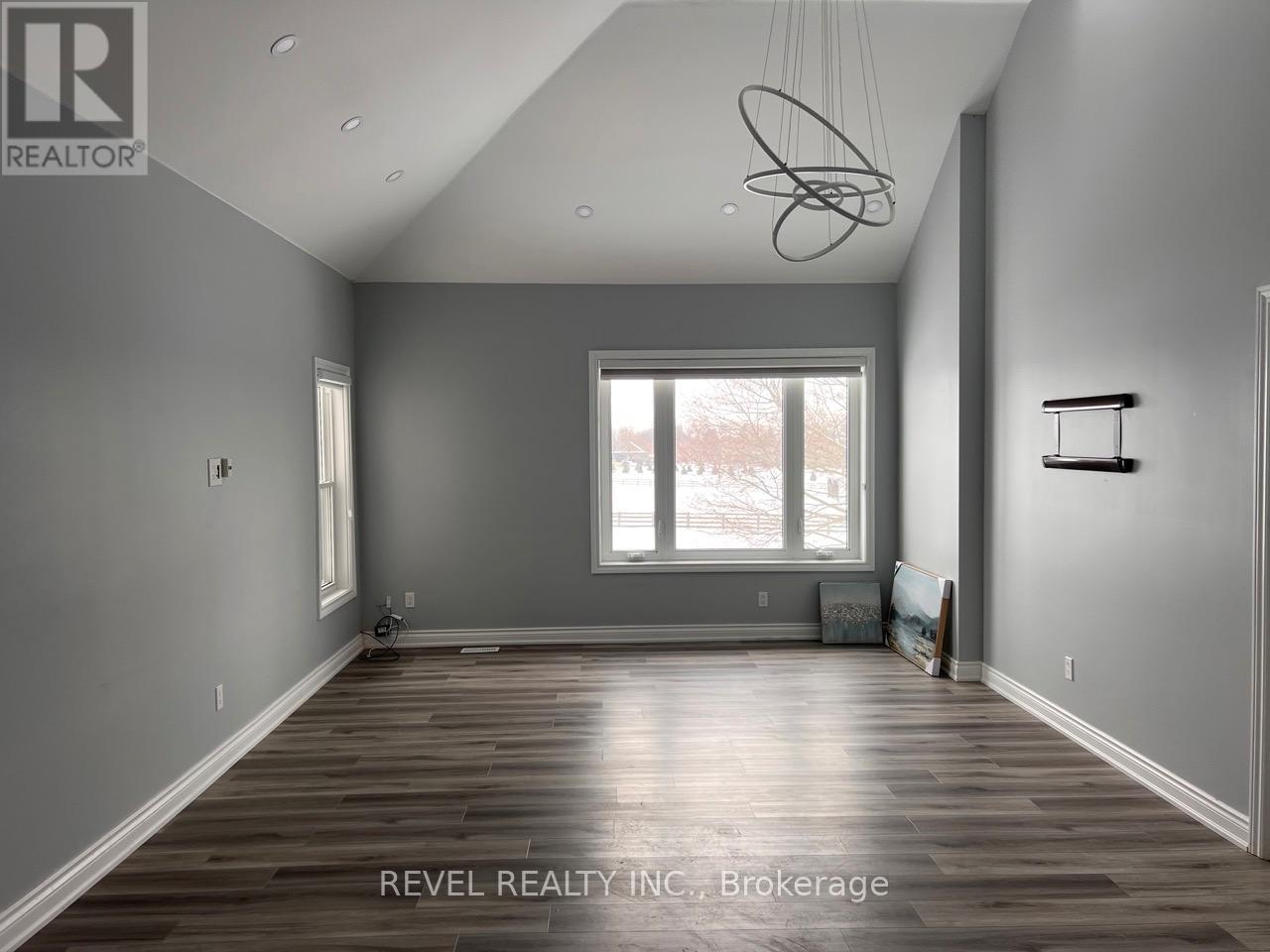 10207 Guelph Line, Milton, Ontario  L0P 1B0 - Photo 10 - W12722286