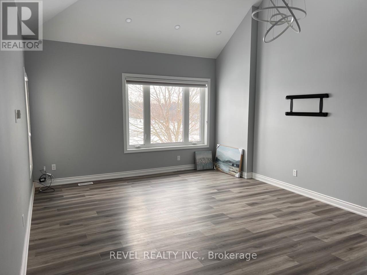 10207 Guelph Line, Milton, Ontario  L0P 1B0 - Photo 9 - W12722286