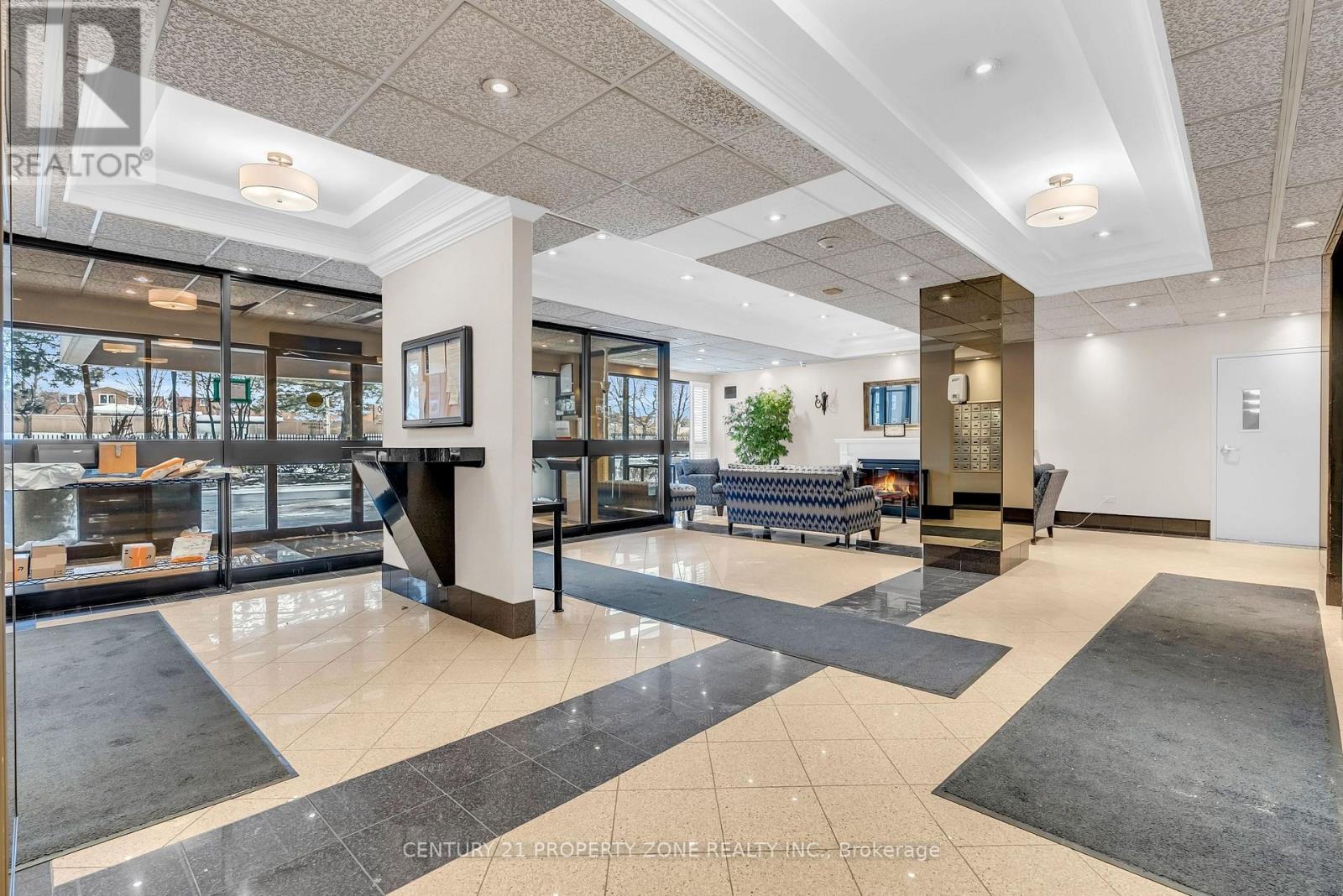 1007 - 1300 Mississauga Valley Boulevard, Mississauga, Ontario  L5A 3S8 - Photo 6 - W12722338