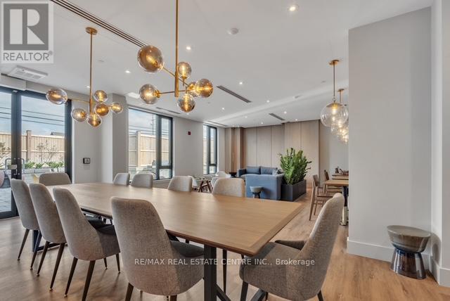 207 - 1440 Clarriage Court, Milton, Ontario  L9T 2X5 - Photo 10 - W12722352