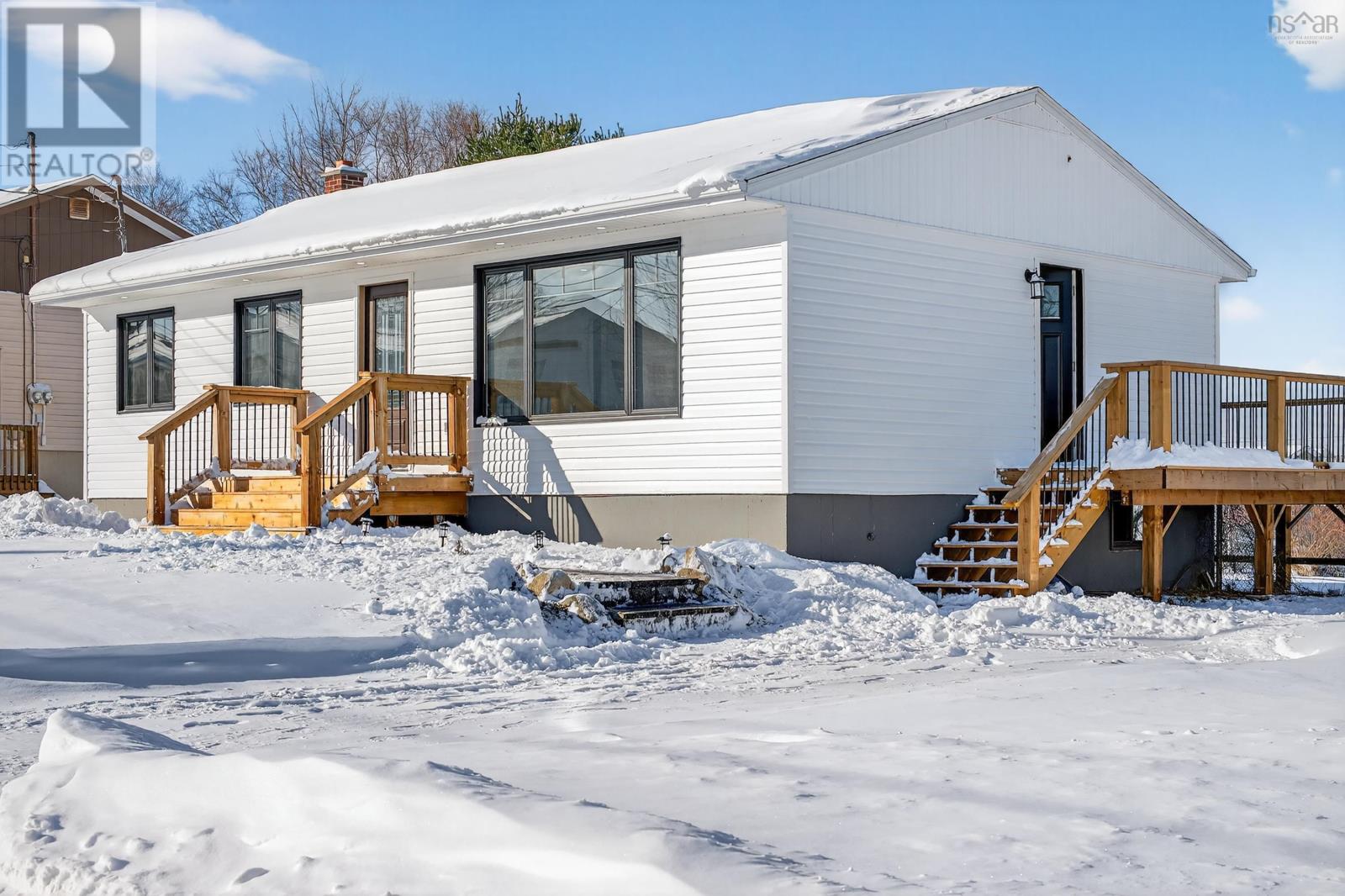 56 Stanfield Street      Sydney, Sydney, Nova Scotia