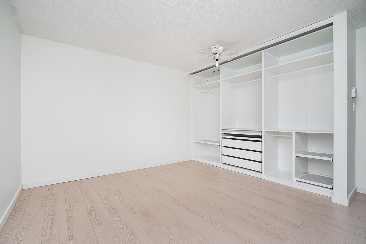 10570 Holly Park Lane, Surrey, British Columbia  V3R 6X9 - Photo 16 - R3082409