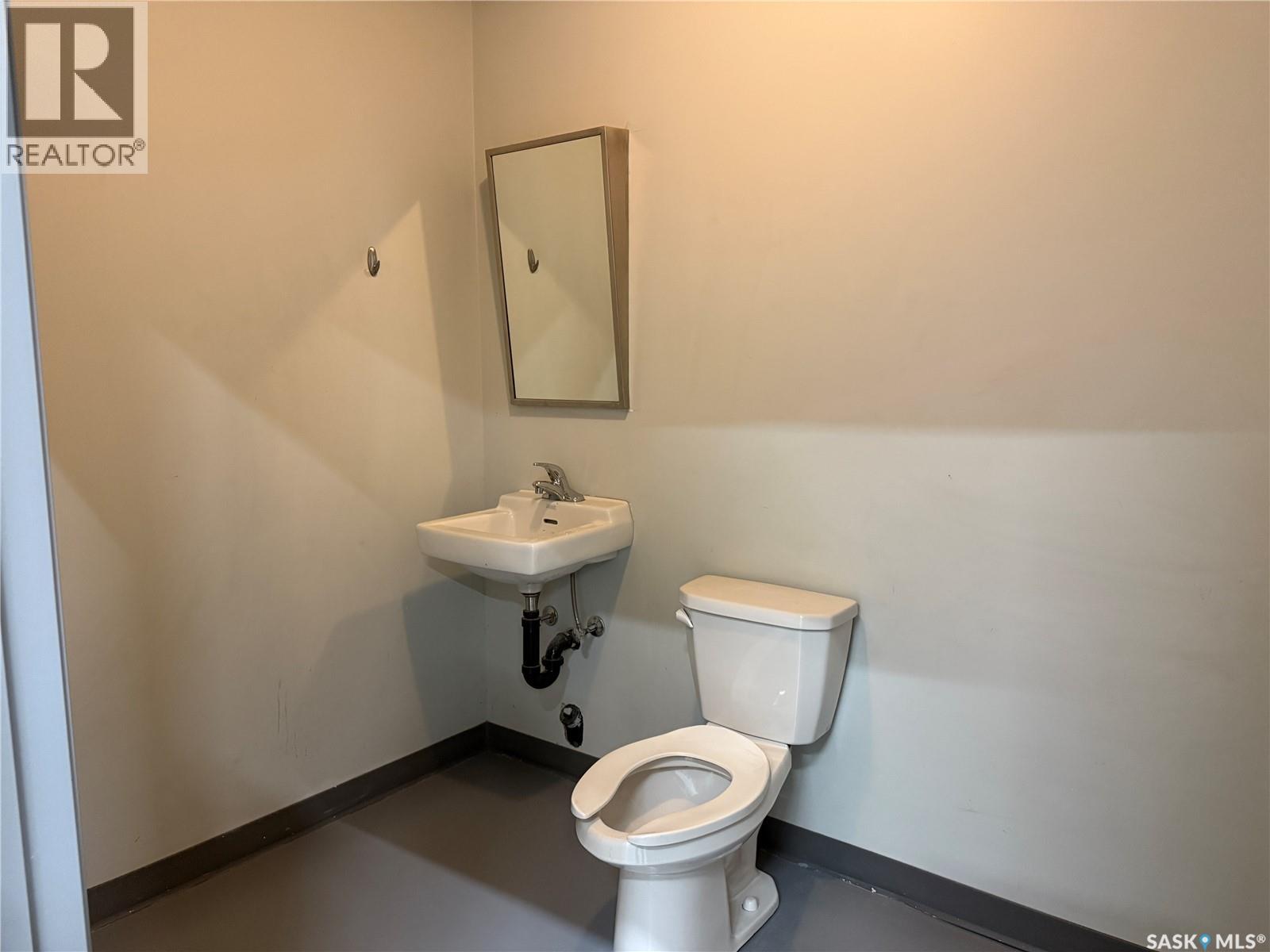 15&16 830 Snyder Road, Moose Jaw, Saskatchewan  S6H 4Y4 - Photo 11 - SK020655