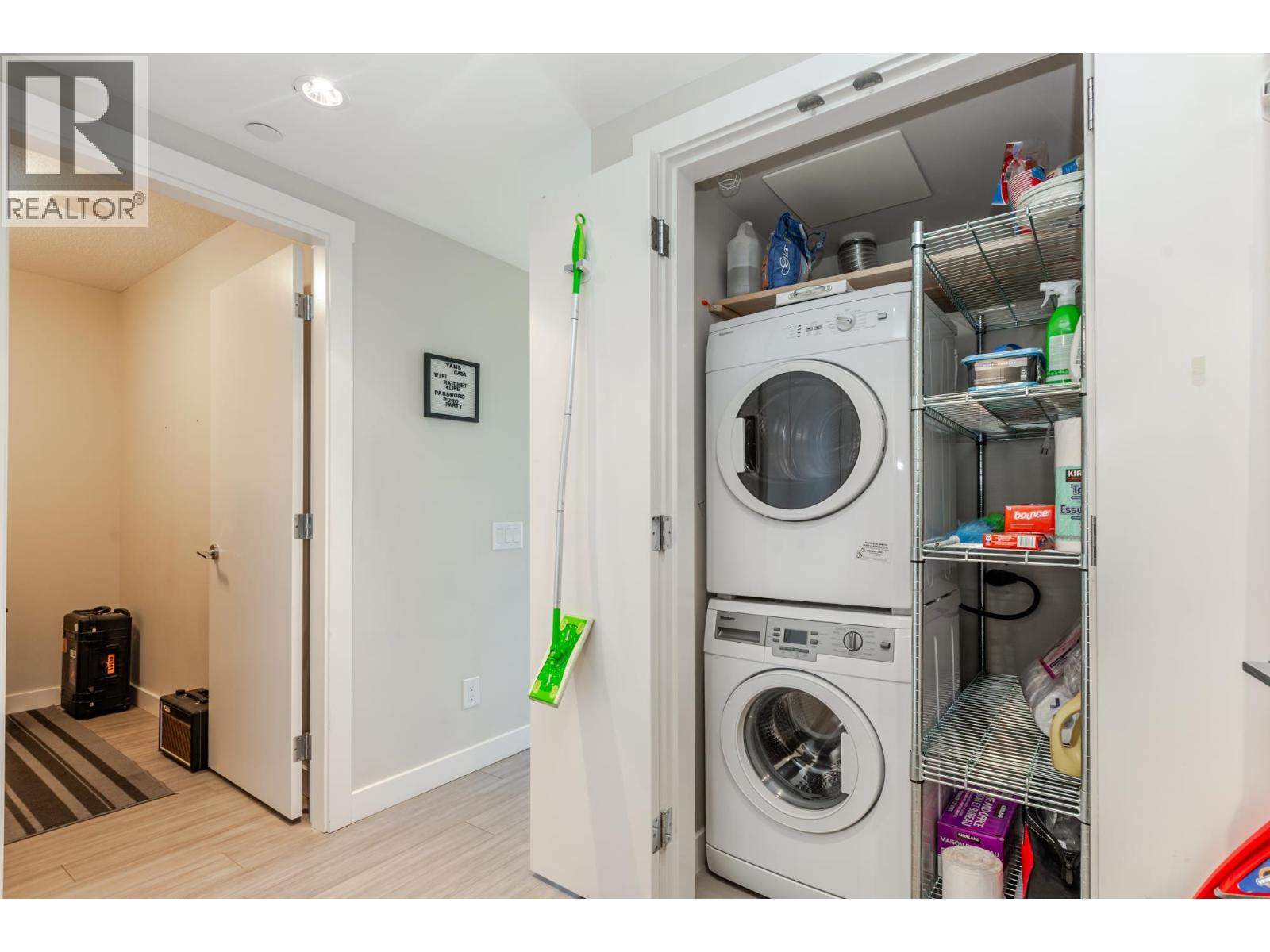 2101 570 Emerson Street, Coquitlam, British Columbia  V3J 0G3 - Photo 25 - R3080419