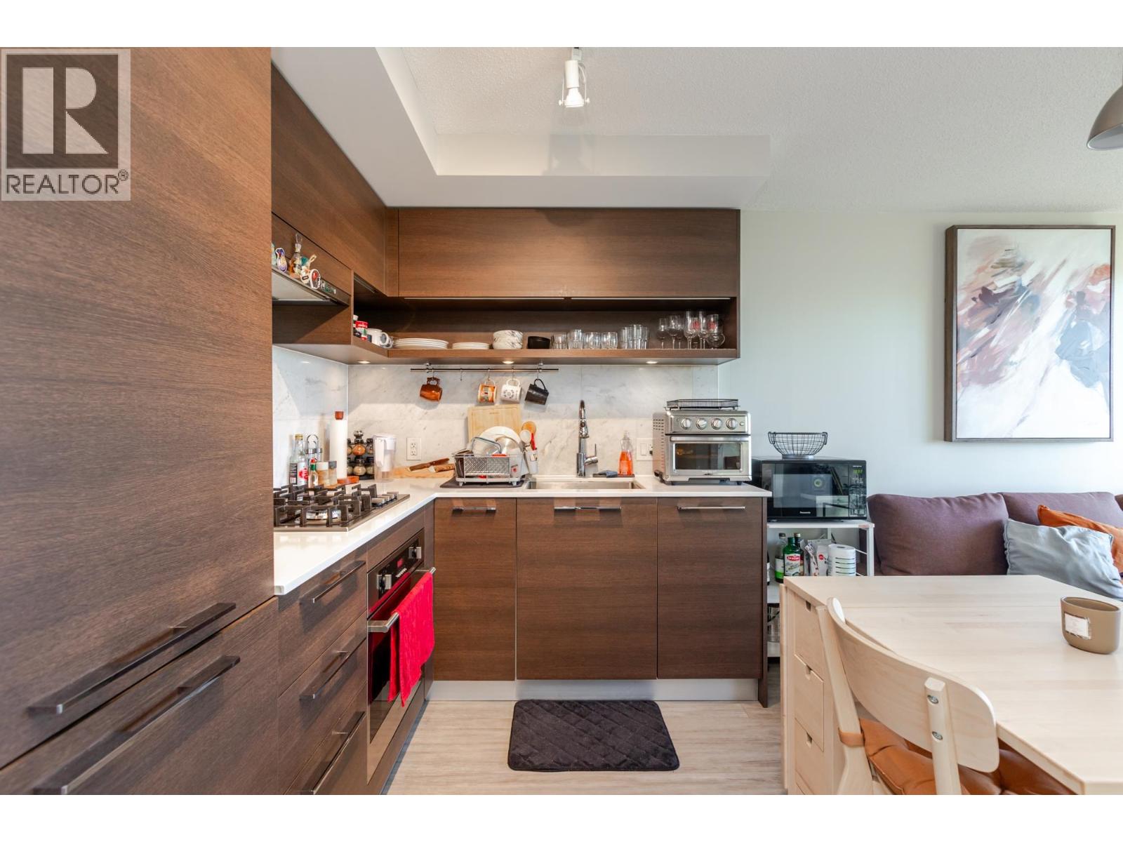 2101 570 Emerson Street, Coquitlam, British Columbia  V3J 0G3 - Photo 2 - R3080419