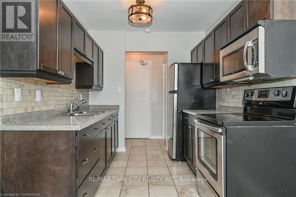101 - 283 Fairway Road N, Kitchener, Ontario  N2A 2P1 - Photo 7 - X12722302