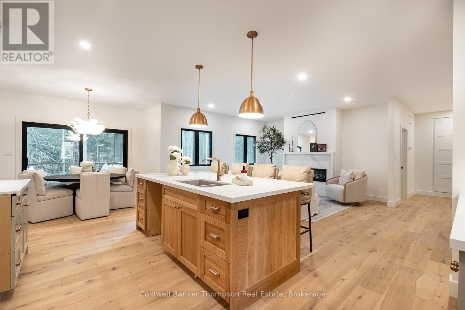 27 Crimson Lane, Huntsville, Ontario  P0B 1L0 - Photo 10 - X12701184