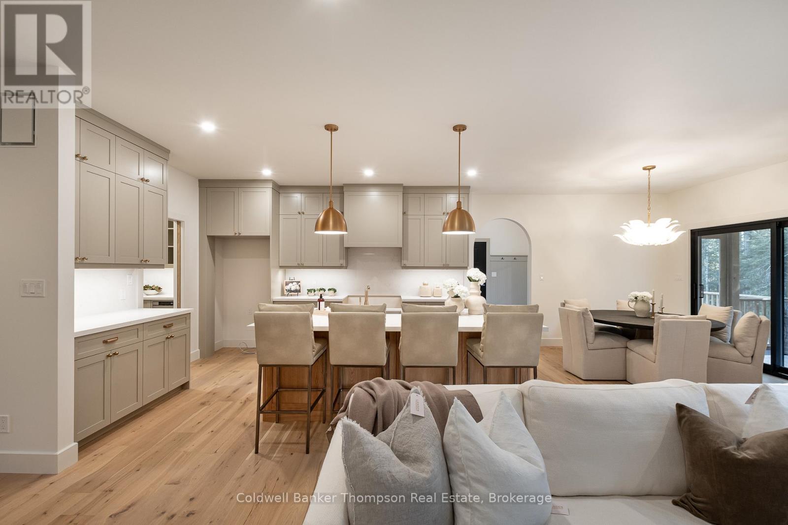 27 Crimson Lane, Huntsville, Ontario  P0B 1L0 - Photo 7 - X12701184