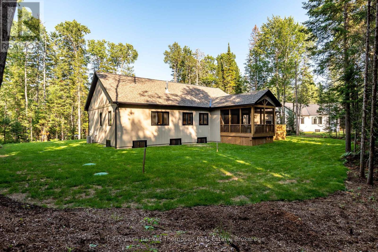 27 Crimson Lane, Huntsville, Ontario  P0B 1L0 - Photo 41 - X12701184