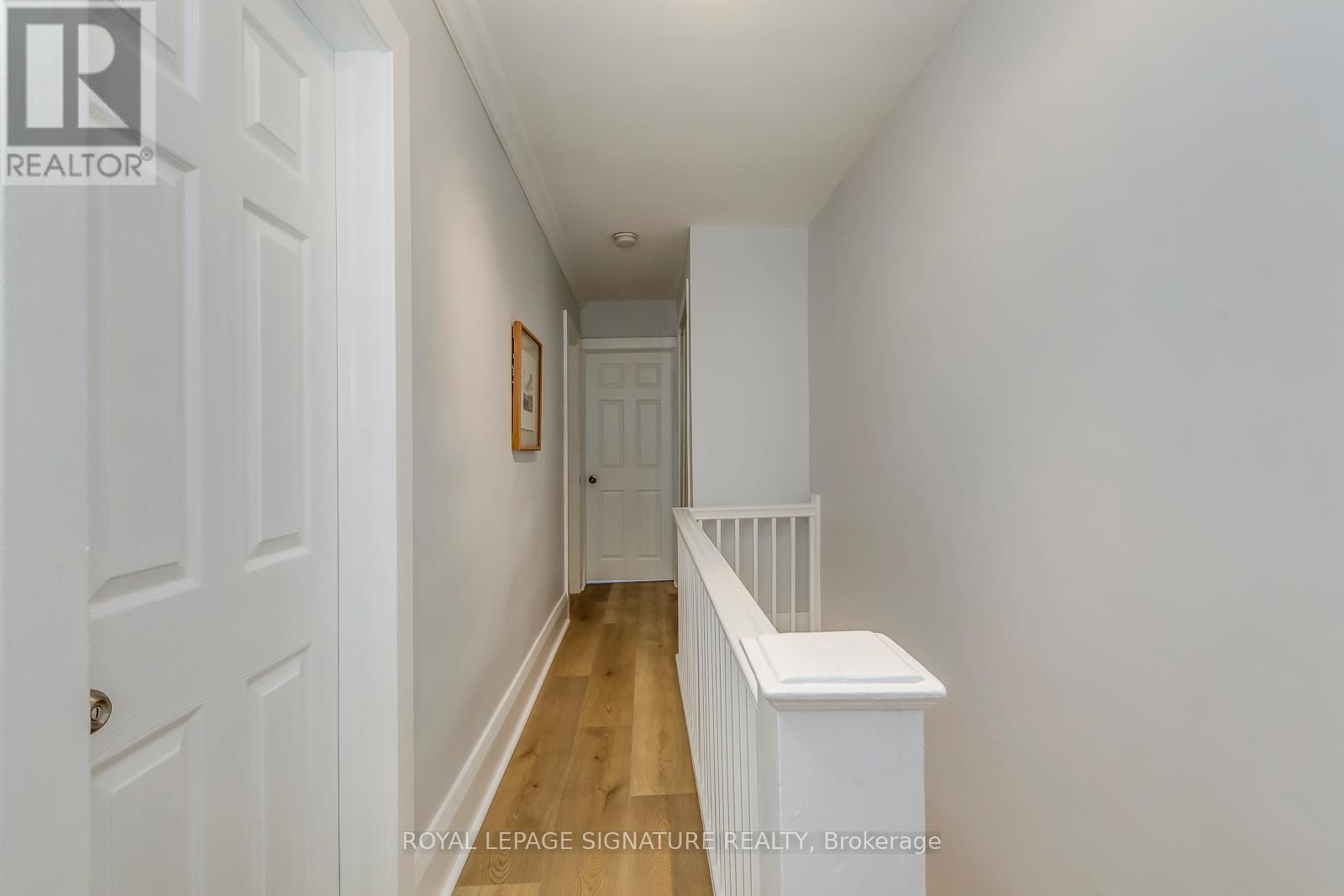 977 Broadview Avenue, Toronto, Ontario  M4K 2R9 - Photo 19 - E12709724