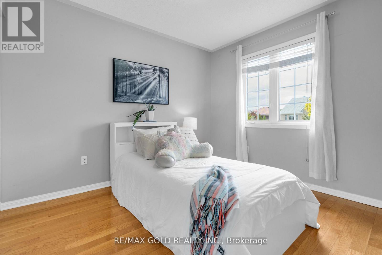 255 Brisdale Drive, Brampton (Fletcher's Meadow), Ontario  L7A 2T3 - Photo 26 - W12404710