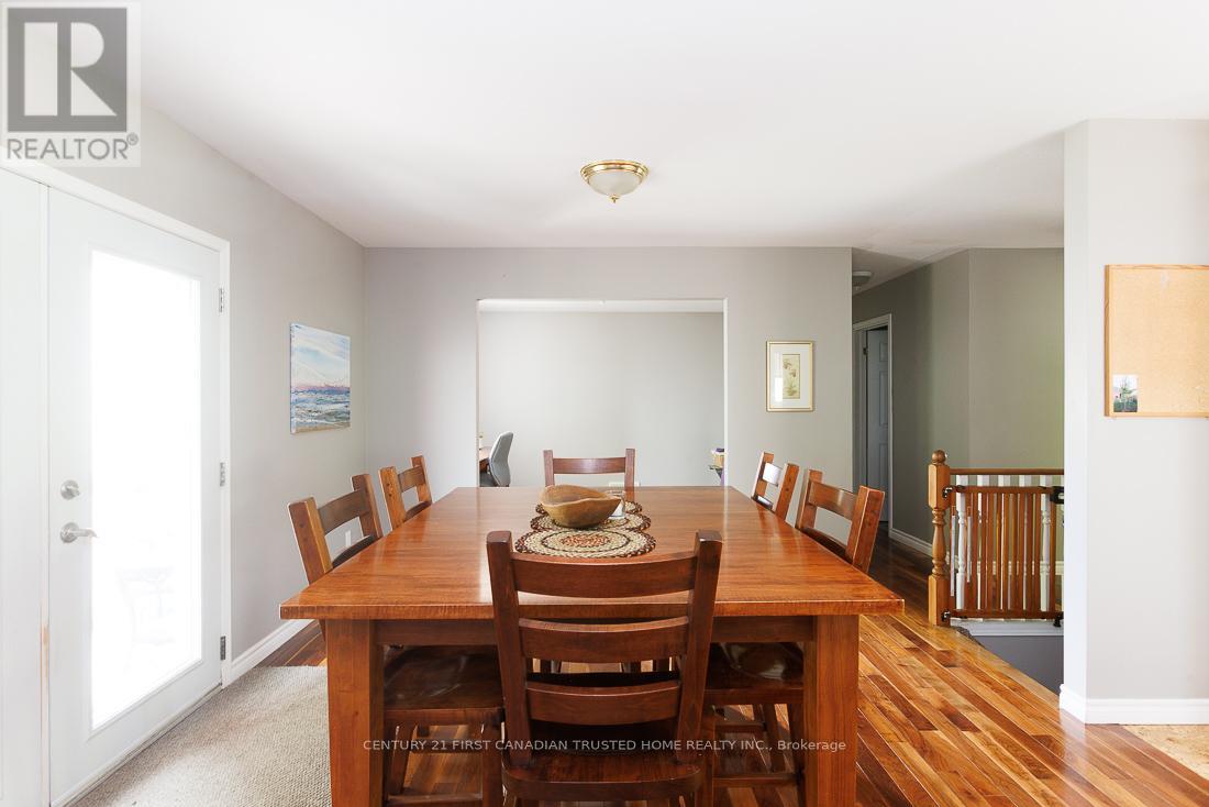 581 Harris Circle, Strathroy-Caradoc, Ontario  N7G 4H2 - Photo 13 - X12494966