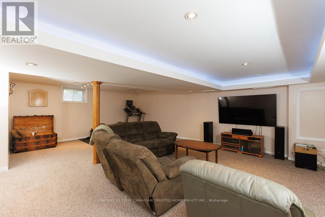 581 Harris Circle, Strathroy-Caradoc, Ontario  N7G 4H2 - Photo 28 - X12494966