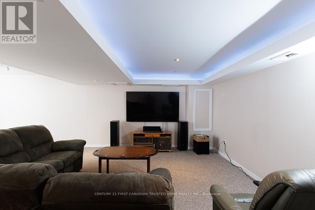 581 Harris Circle, Strathroy-Caradoc, Ontario  N7G 4H2 - Photo 29 - X12494966