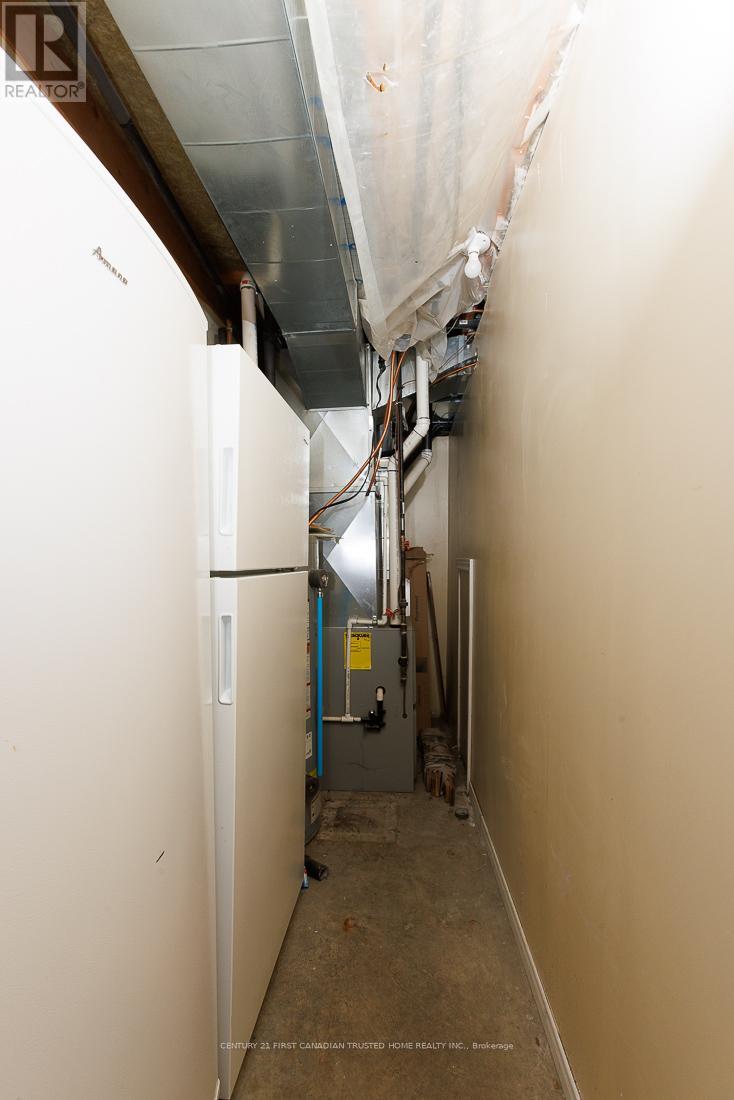 581 Harris Circle, Strathroy-Caradoc, Ontario  N7G 4H2 - Photo 26 - X12494966