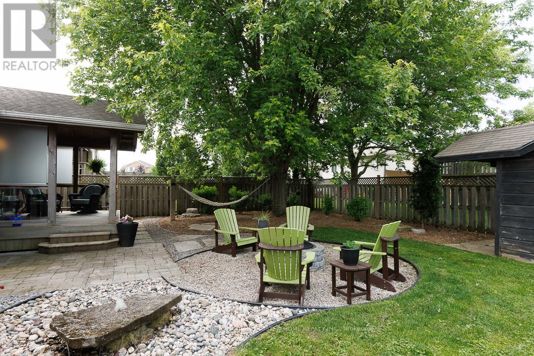 581 Harris Circle, Strathroy-Caradoc, Ontario  N7G 4H2 - Photo 38 - X12494966