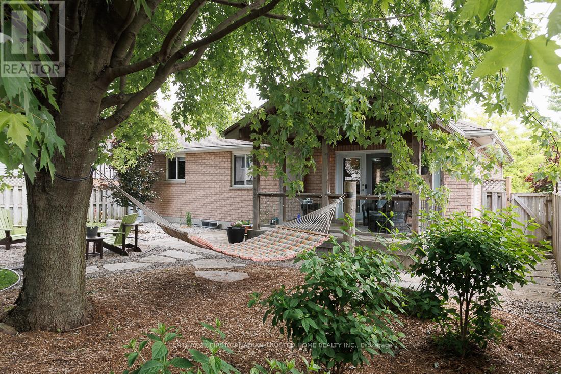 581 Harris Circle, Strathroy-Caradoc, Ontario  N7G 4H2 - Photo 41 - X12494966