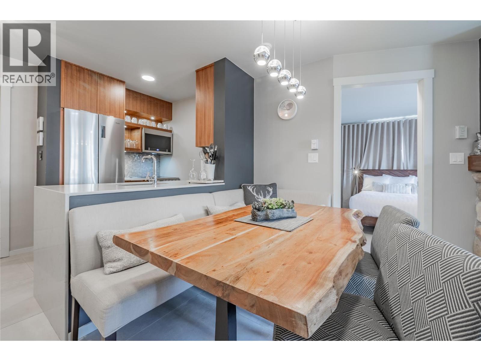 2050 Summit Drive Unit# 202, Panorama, British Columbia  V0A 1T0 - Photo 1 - 10373605